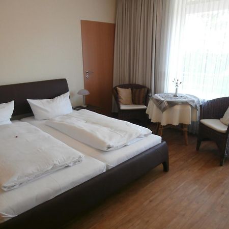 Hotel Hasselbarth Бург-ауф-Фемарн Экстерьер фото